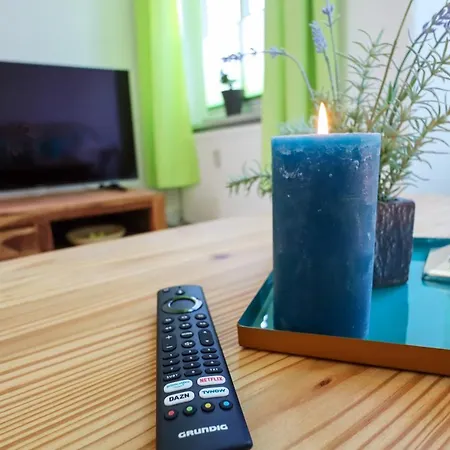 Md-8 Kleiststrasse 4 - Zentral Nur 5min Bis Zur Innenstadt - 2schlafzimmer-smart Tv-badewanne-innenhoflage Appartement Magdebourg