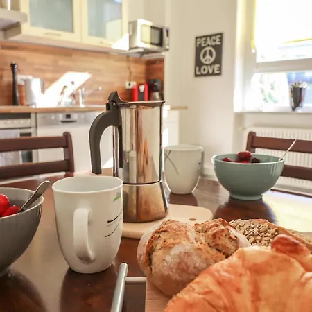 Apartment Md-8 Kleiststrasse 4 - Zentral Nur 5min Bis Zur Innenstadt - 2schlafzimmer-smart Tv-badewanne-innenhoflage *