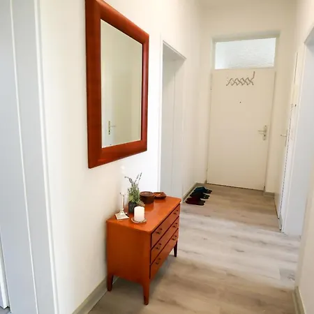 Md-8 Kleiststrasse 4 - Zentral Nur 5min Bis Zur Innenstadt - 2schlafzimmer-smart Tv-badewanne-innenhoflage Apartment *