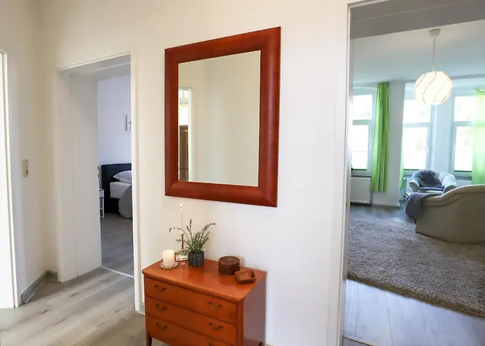 Md-8 Kleiststrasse 4 - Zentral Nur 5min Bis Zur Innenstadt - 2schlafzimmer-smart Tv-badewanne-innenhoflage Апартаменты Магдебург