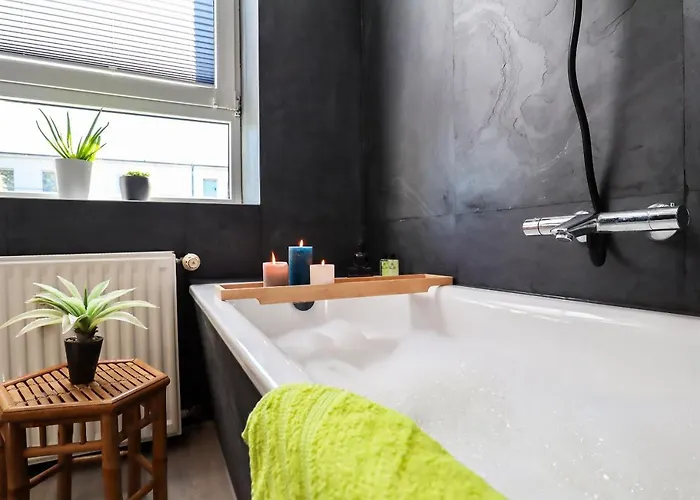 Апартаменты Md-8 Kleiststrasse 4 - Zentral Nur 5min Bis Zur Innenstadt - 2schlafzimmer-smart Tv-badewanne-innenhoflage